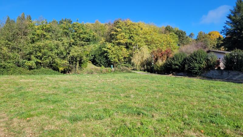 Terrain constructible - 1 207 m²
