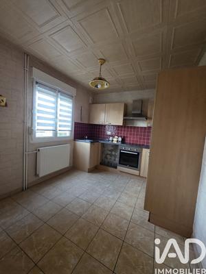 Maison - 83 m² - 4 pièces