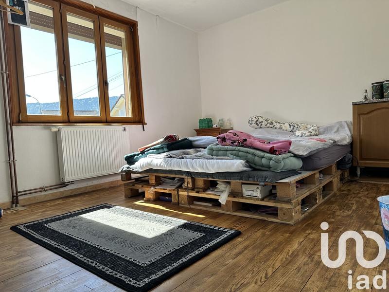 Maison - 168 m² - 8 pièces