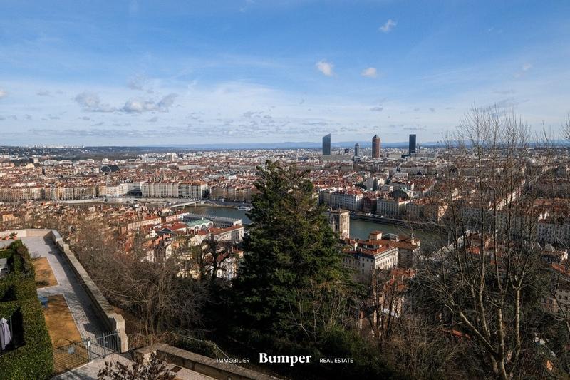 Appartement - 89 m² - 3 pièces