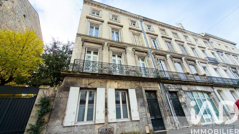 Maison de ville - 208 m² - 6 pièces