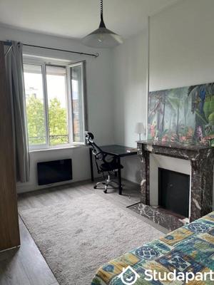 Chambre - 11 m² - 1 pièce