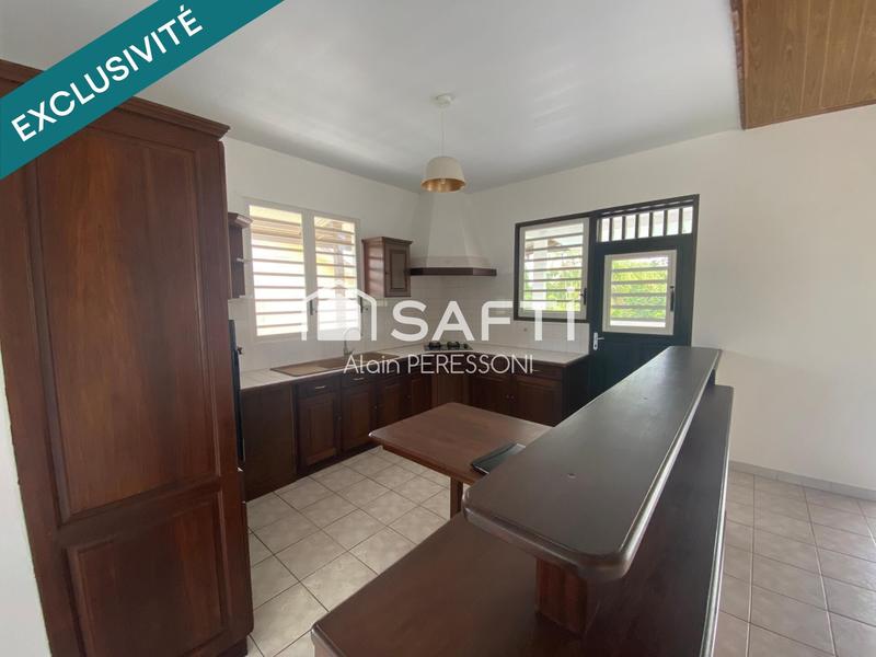 Maison - 211 m² - 9 pièces