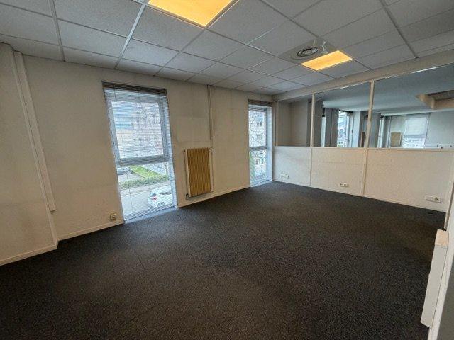 Bureau - 428 m²