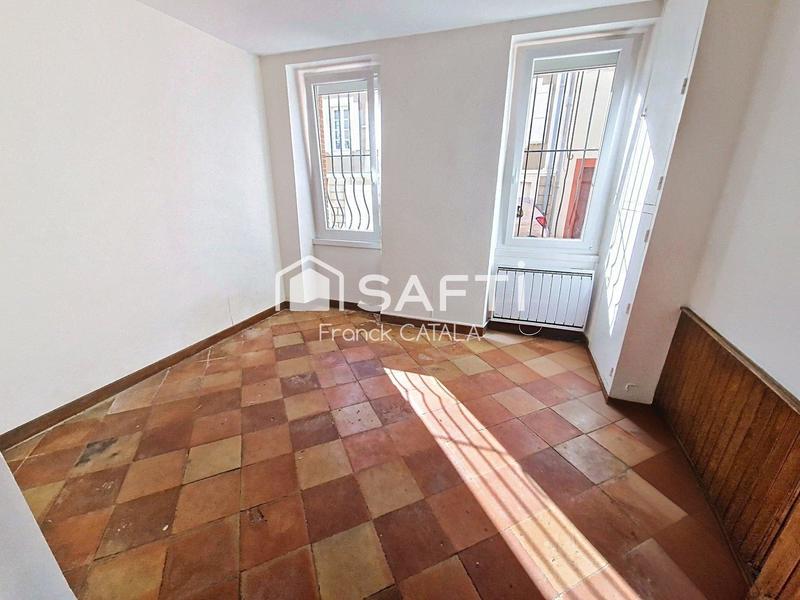 Maison - 225 m² - 9 pièces