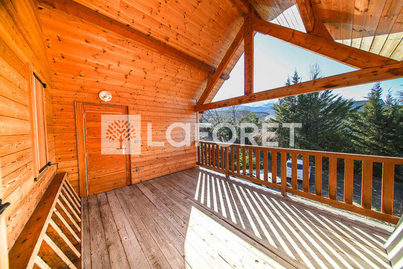 Maison - 96 m² - 2 pièces