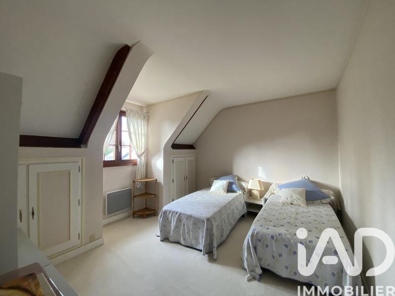 Maison - 136 m² - 5 pièces