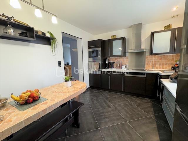 Maison - 114 m² - 6 pièces