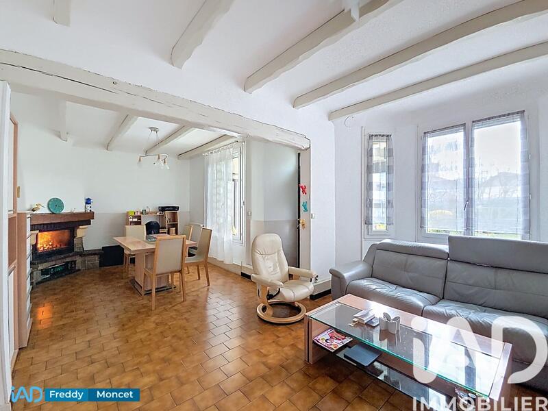 Maison - 92 m² - 4 pièces