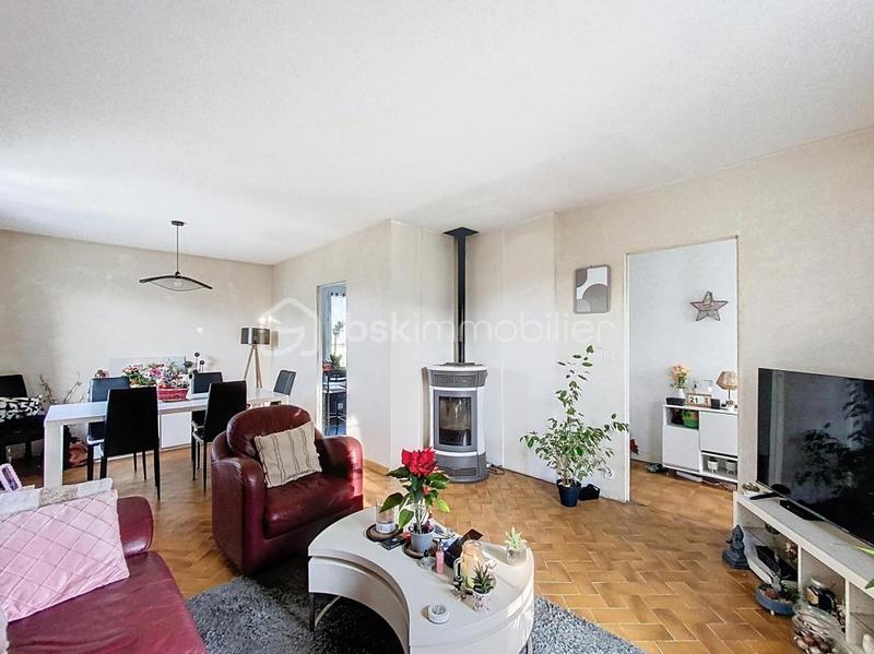 Maison traditionnelle - 112 m² - 6 pièces