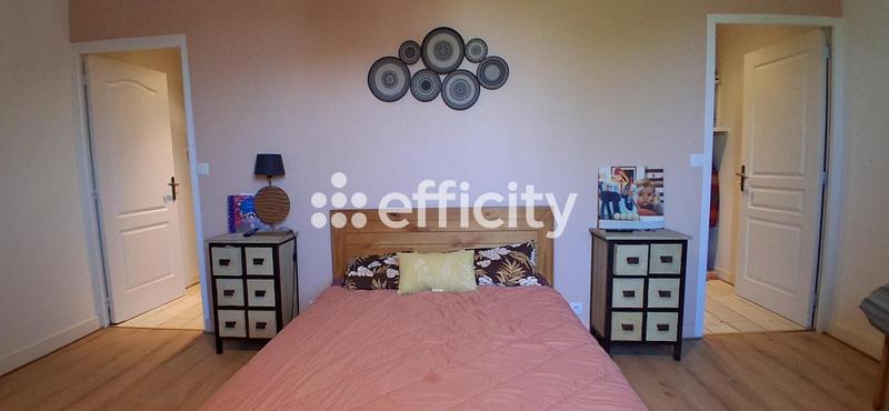 Maison - 343 m² - 11 pièces