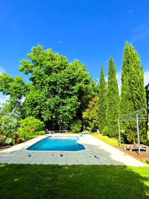 Maison bourgeoise - 219 m² - 6 pièces