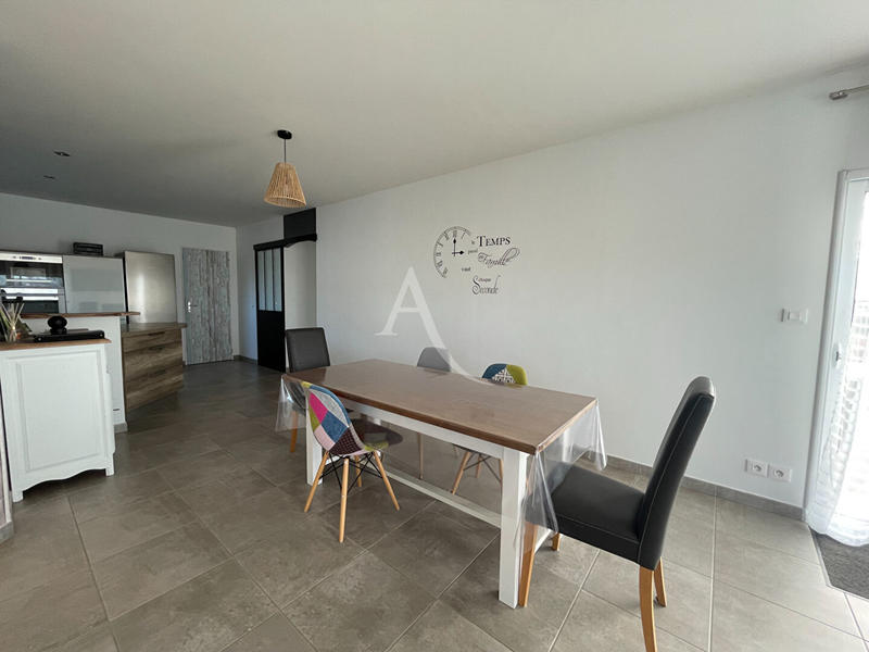 Maison - 95 m² - 4 pièces