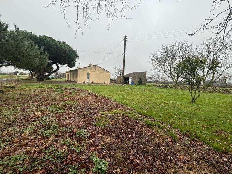 Maison - 104 m² - 4 pièces