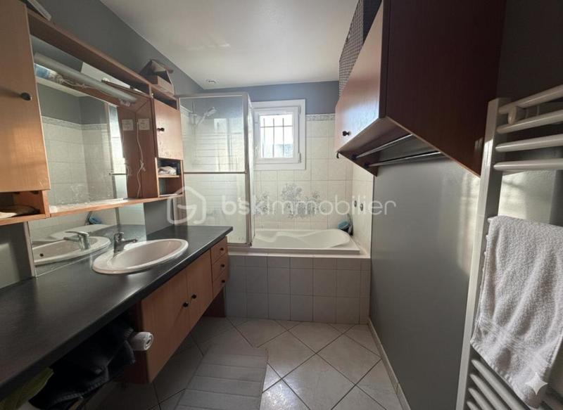 Maison - 170 m² - 6 pièces