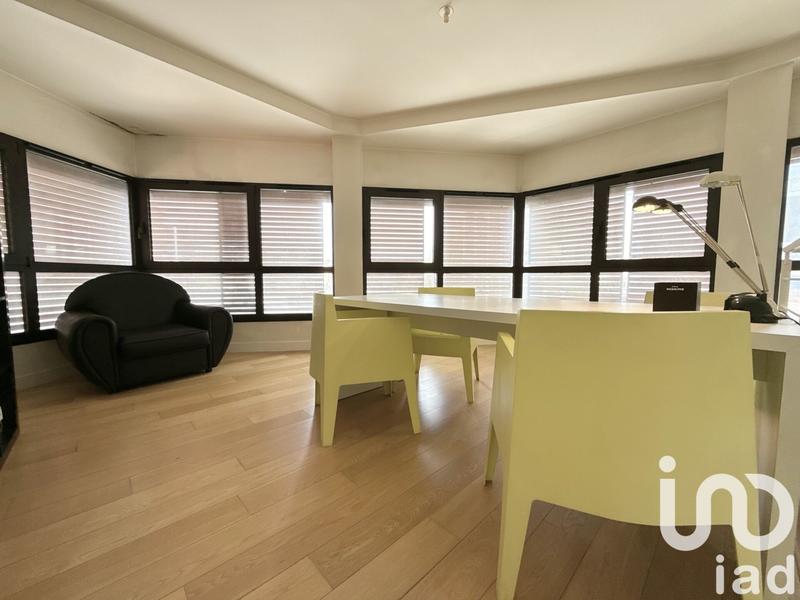 Appartement - 165 m² - 5 pièces