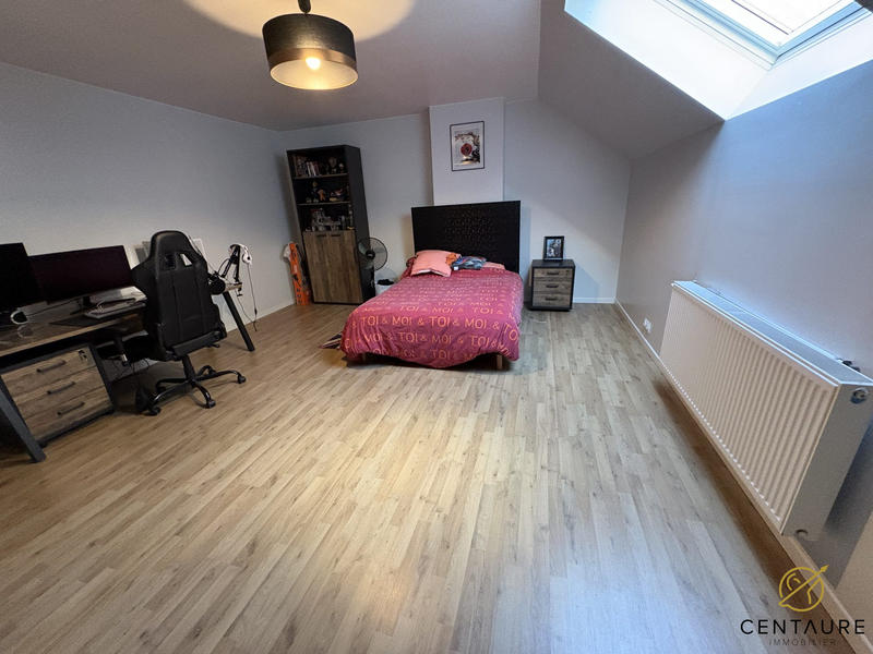 Maison ancienne - 295 m² - 11 pièces