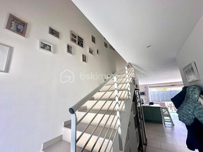 Villa - 90 m² - 4 pièces