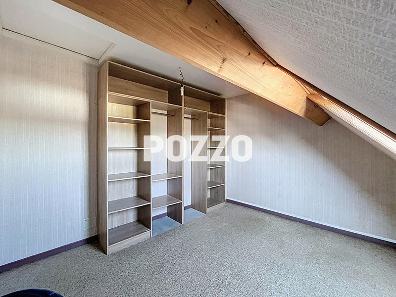 Maison - 140 m² - 8 pièces