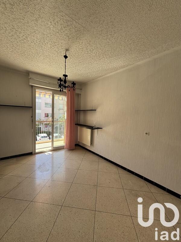 Appartement - 80 m² - 3 pièces
