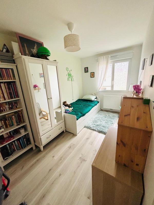 Maison - 122 m² - 8 pièces