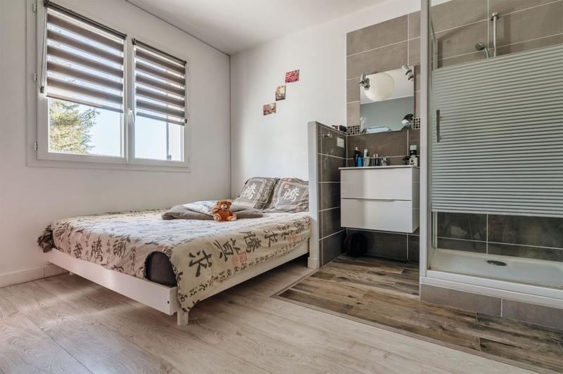 Maison - 192 m² - 8 pièces