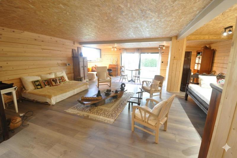 Propriété - 360 m² - 8 pièces