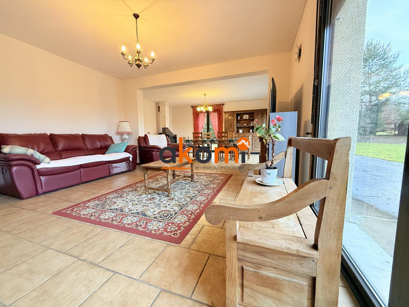 Maison - 167 m² - 8 pièces