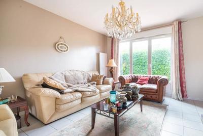 Maison - 152 m² - 7 pièces