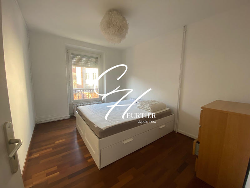 Appartement - 84 m² - 4 pièces