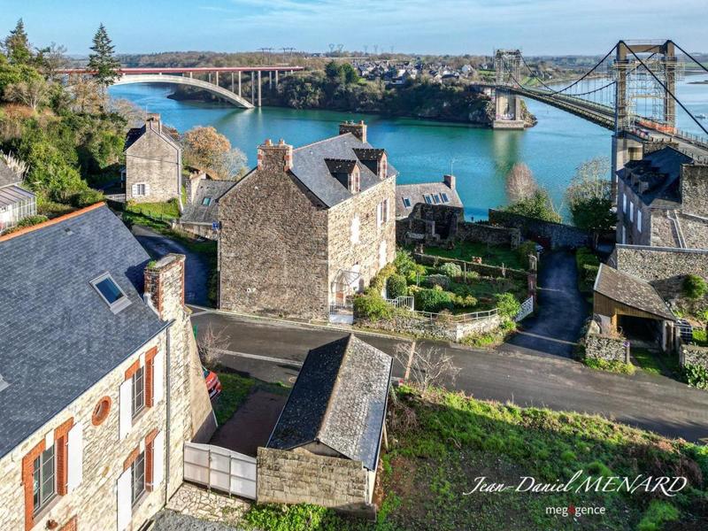 Maison en pierre - 110 m² - 4 pièces