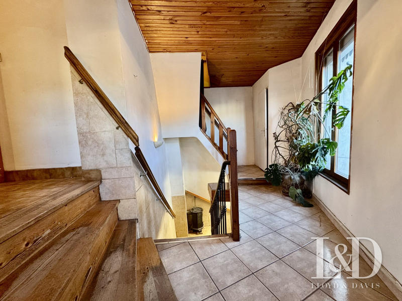 Maison ancienne - 194 m² - 7 pièces