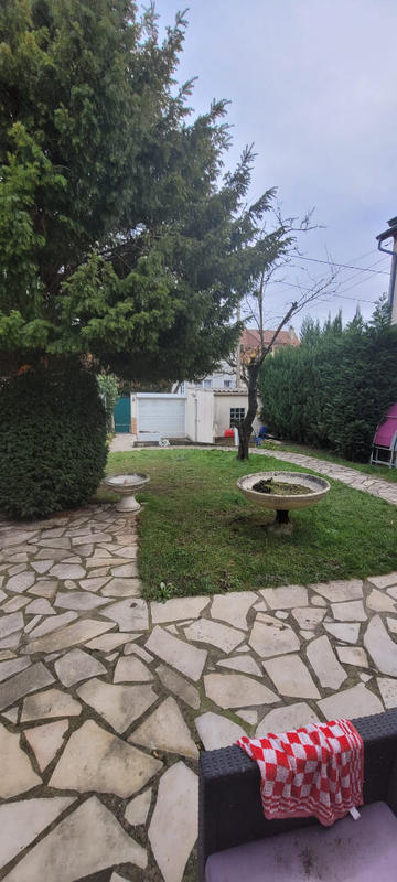 Maison - 79 m² - 5 pièces