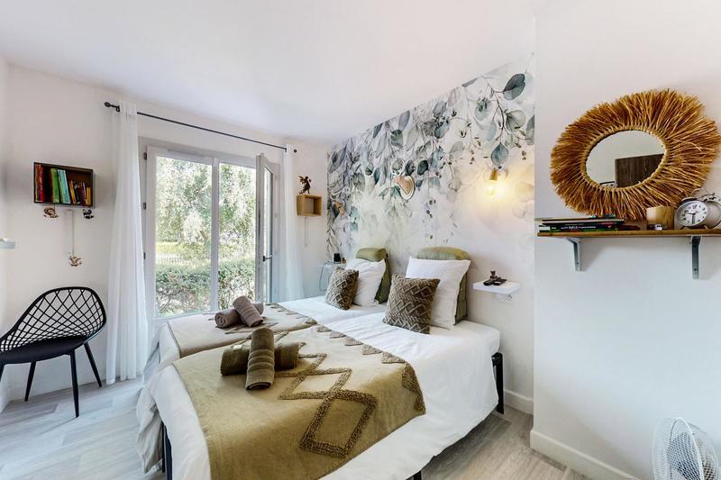 Maison - 93 m² - 4 pièces