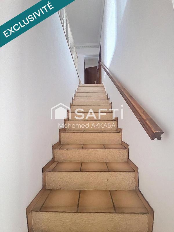 Maison - 212 m² - 6 pièces