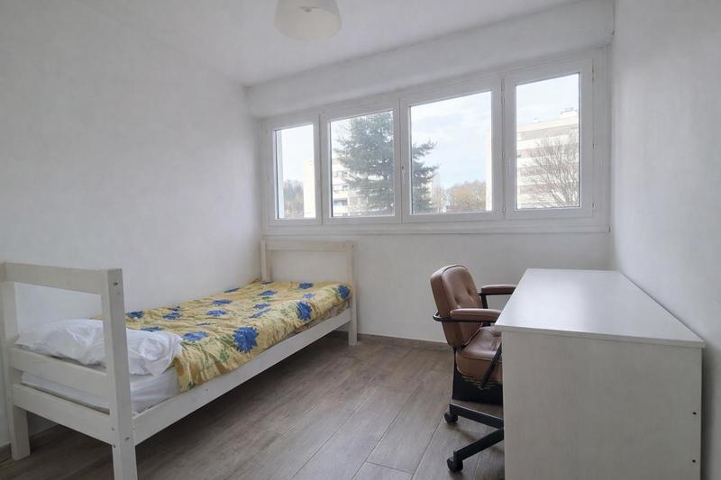 Appartement - 85 m² - 4 pièces