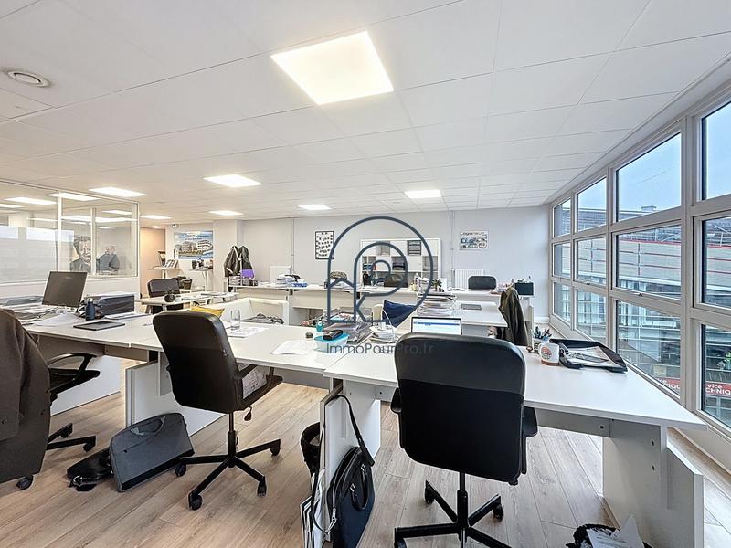 Bureau - 130 m²