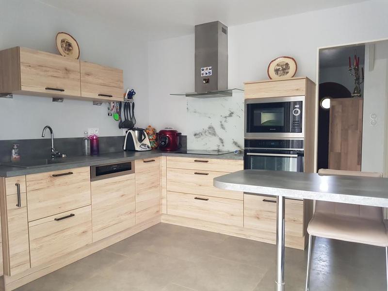 Maison - 95 m² - 5 pièces