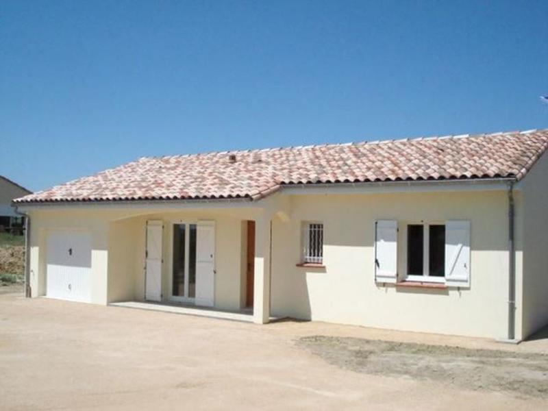 Villa - 80 m² - 4 pièces