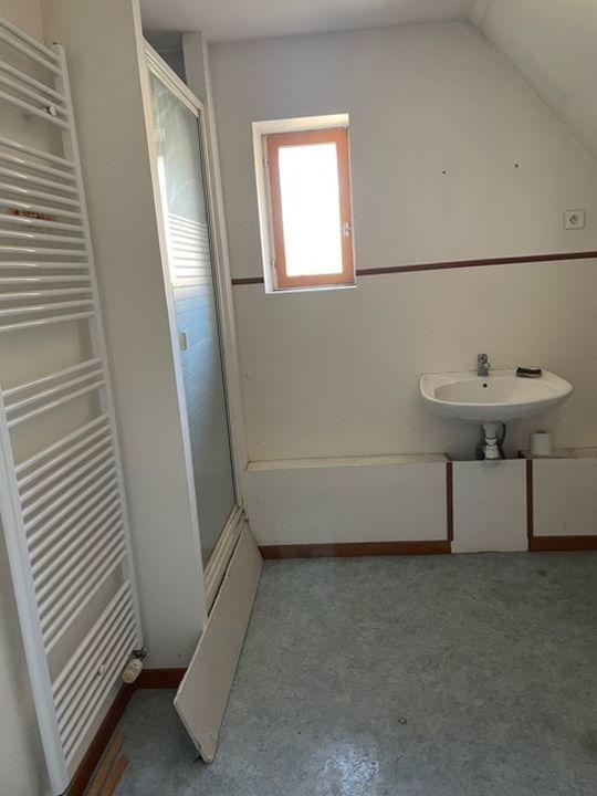 Appartement - 85 m² - 3 pièces