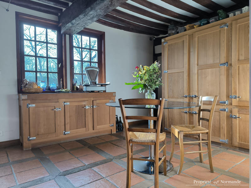 Maison ancienne - 146 m² - 8 pièces