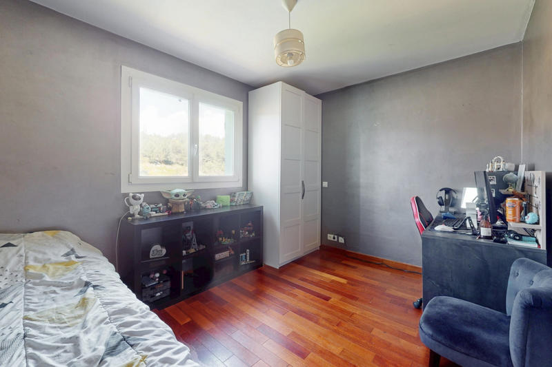 Maison - 190 m² - 6 pièces