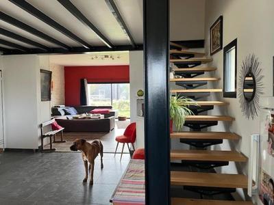 Maison - 140 m² - 5 pièces