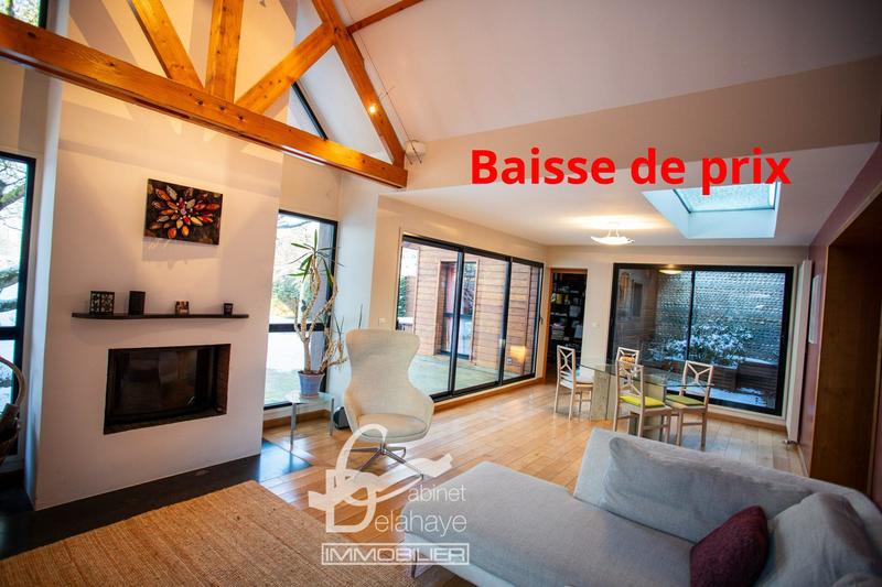 Maison - 186 m² - 8 pièces