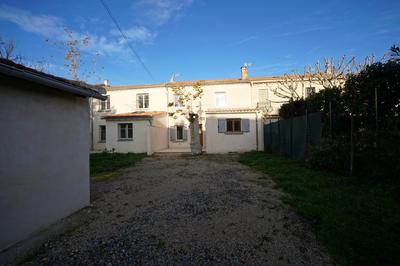 Maison - 88 m² - 4 pièces
