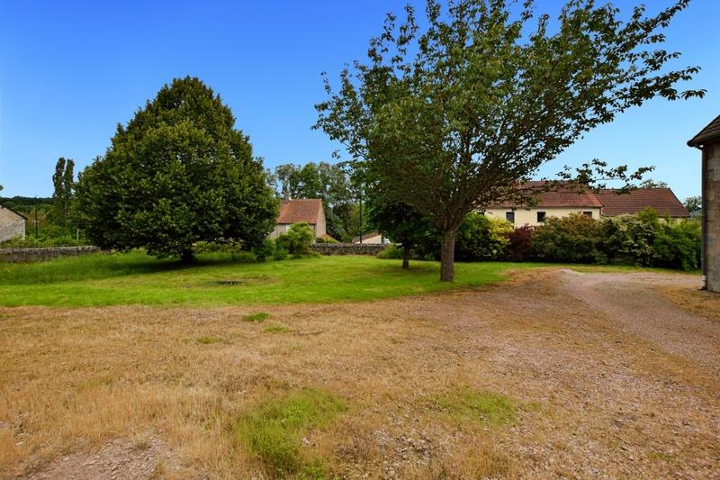 Propriété - 140 m² - 5 pièces