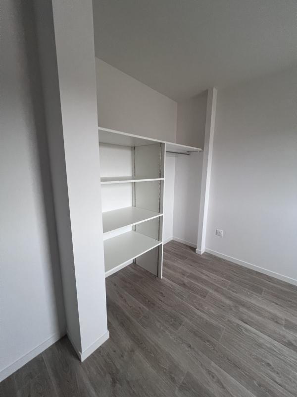 Pavillon - 93 m² - 4 pièces