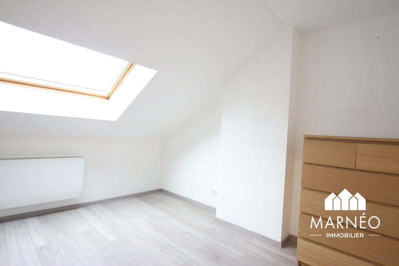 Maison - 235 m² - 9 pièces