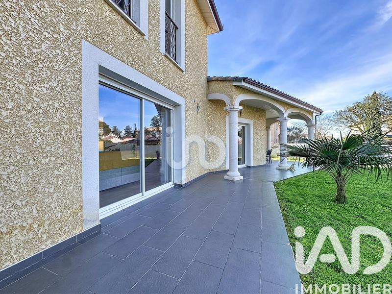 Maison - 170 m² - 6 pièces