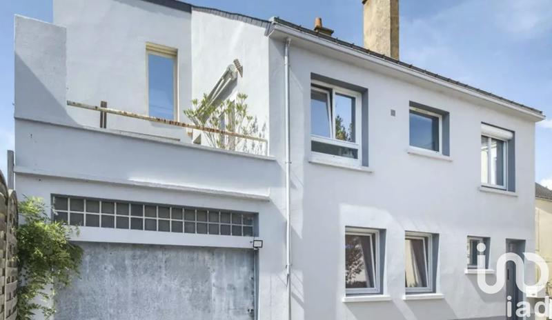 Maison - 136 m² - 6 pièces